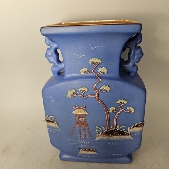 Vintage periwinkle moriage handled vase by The Hinode - Picture 6 of 9